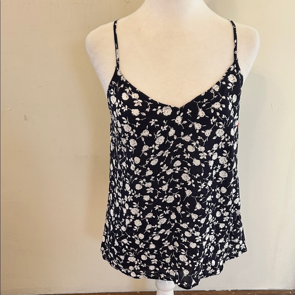 Skies Are Blue Navy & White Floral Back strap Cami Size S New